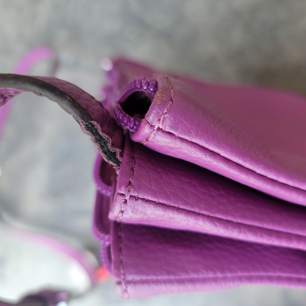 Tignanello Geniune Leather Fully Lined Purple Shoulder Bag - Picture 9 of 12